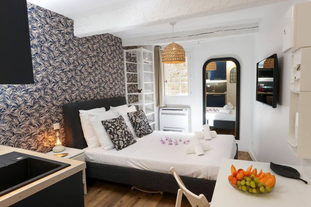 La Tour De Bohemond Apartment Каркасон Екстериор снимка